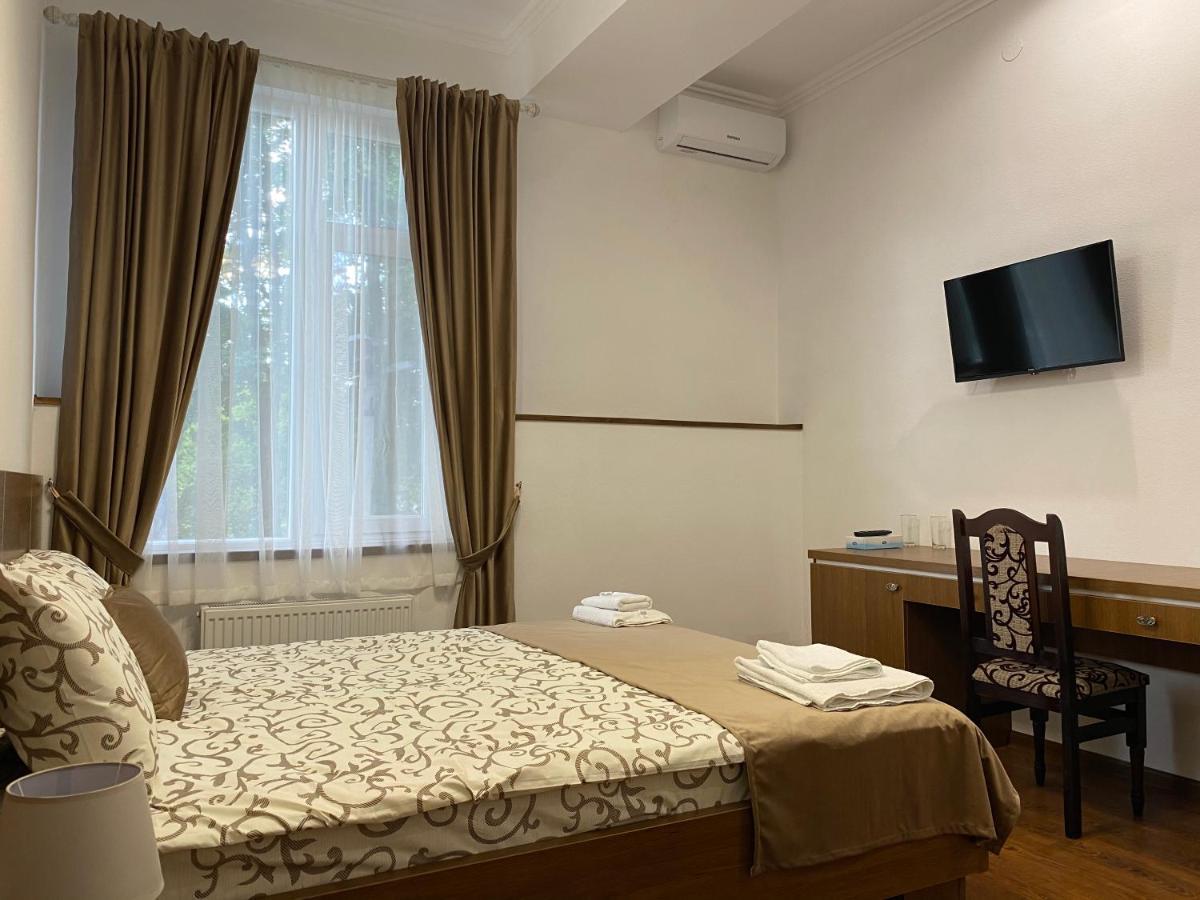 Grand Hotel Mohyliv-Podilskyi المظهر الخارجي الصورة