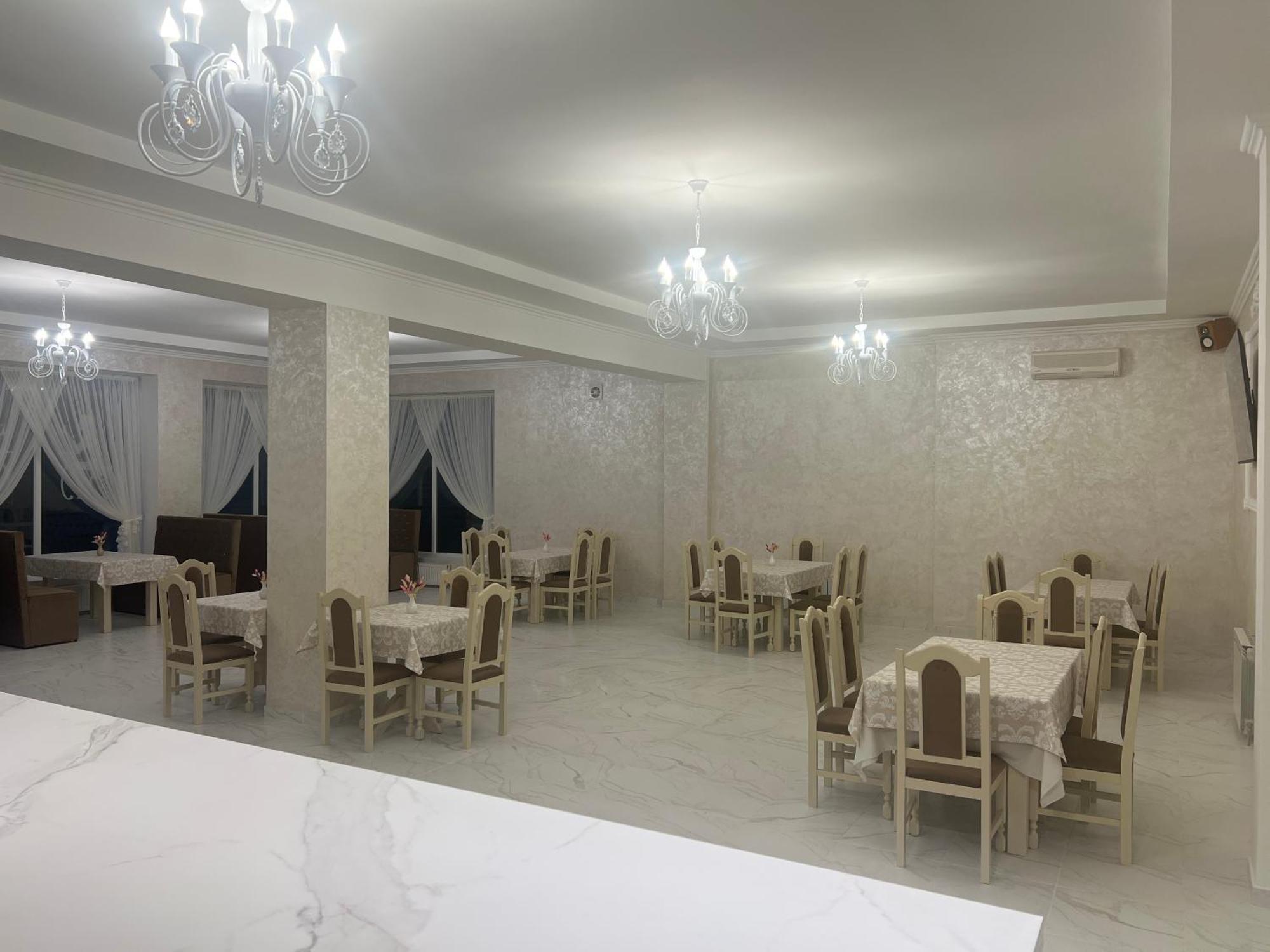 Grand Hotel Mohyliv-Podilskyi المظهر الخارجي الصورة