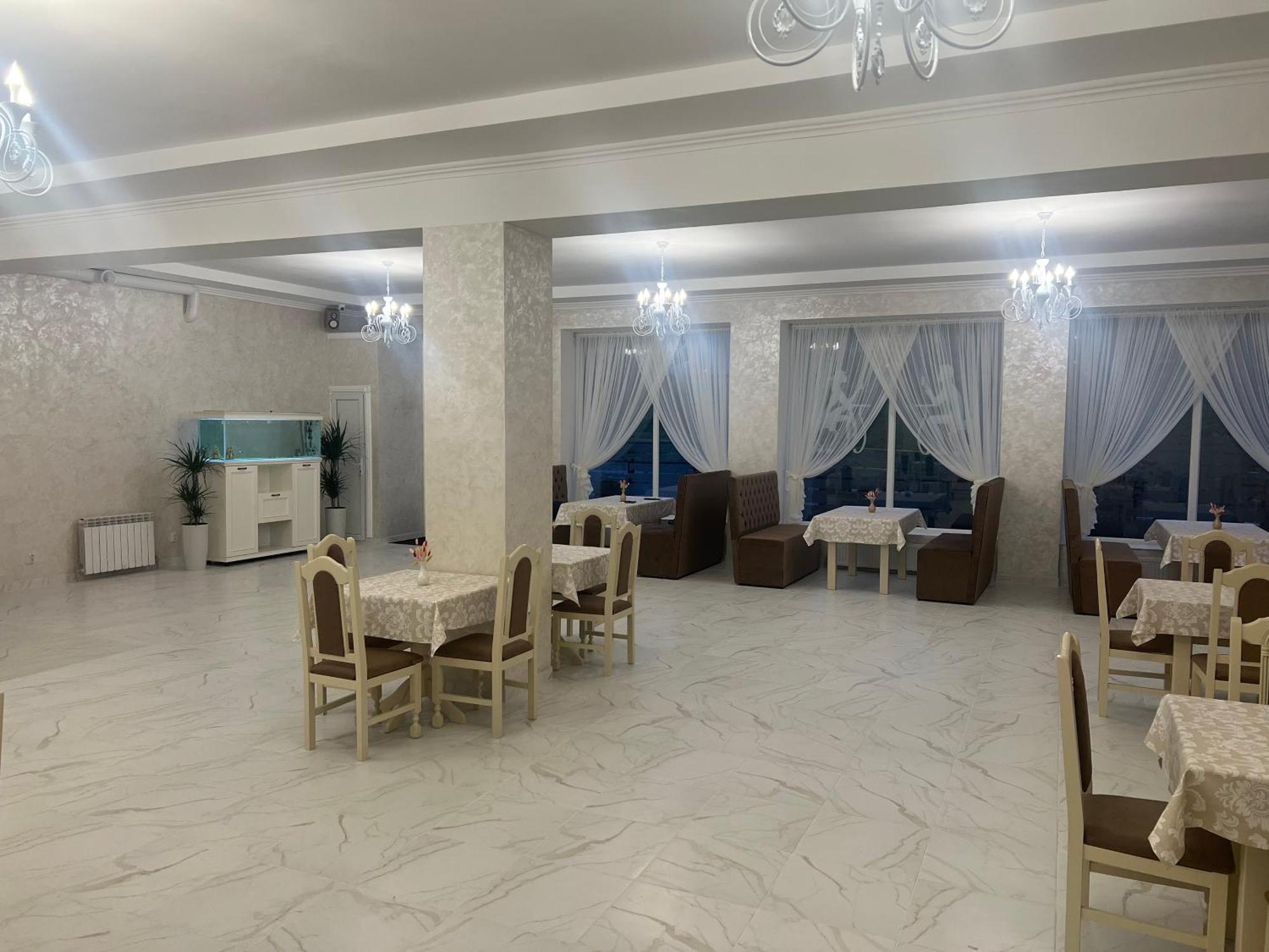 Grand Hotel Mohyliv-Podilskyi المظهر الخارجي الصورة